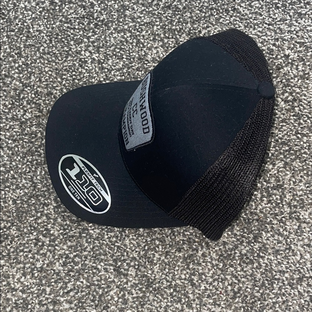 NWT’s Very Rare Caddyshack Travis Mathew Black Mesh Trucker Hat with Bushwood - Picture 2 of 7